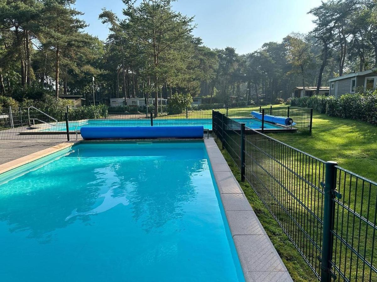 De Bosuil Hotell Zuidwolde  Exteriör bild