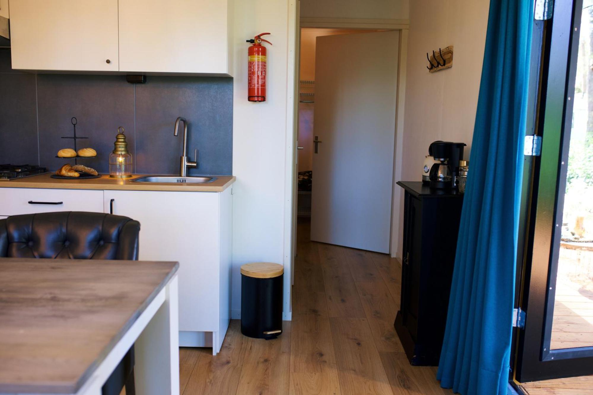 De Bosuil Hotell Zuidwolde  Exteriör bild